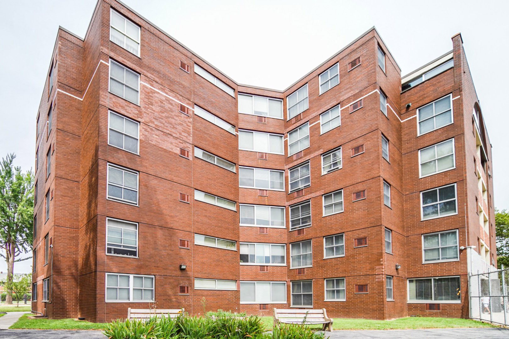 Guild House East Apartments, 711 Spring Garden St., Philadelphia, PA